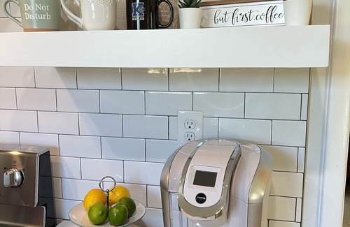 Keller House | Cheerful 3 Bedroom Old Town Keller Home