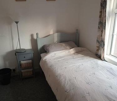 Burnham-on-Sea House | Cheerful 3-bedroom townhouse with free parking on site