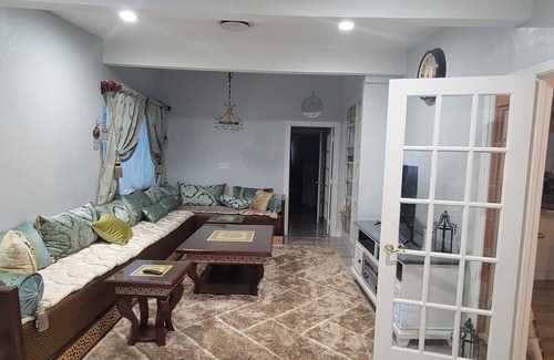 Nassau Bay House | Cheerful 3 bedrooms house with a pool -1 mn from Nasa - 5 -6 PEOPLE MAX