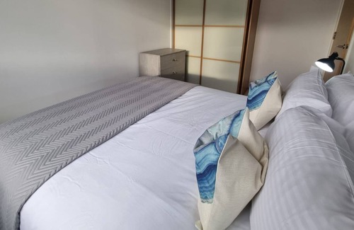 Tea Green House | Cheerful 3 - New Bedroom House