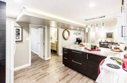 Northwest Edmonton House | Cheerful 3Bdr 1Bath Suite in North Edmonton