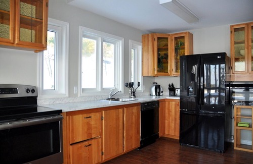 Severn Cottage | Cheerful 3Bed Muskoka Lakeside Cottage