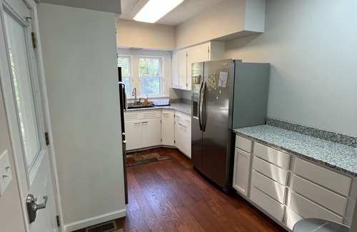 Mankato House | Cheerful 4 bedroom/2.5 bathroom home