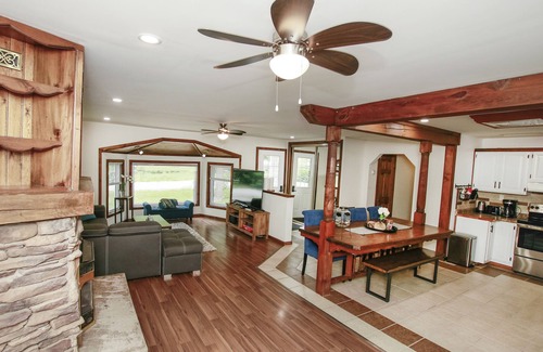 Tay Cottage | Cheerful 4-bedroom cottage in nature setting