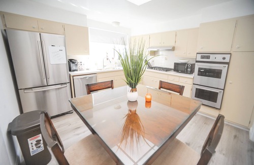Westlake House | Cheerful 4-bedroom home nearby beach
