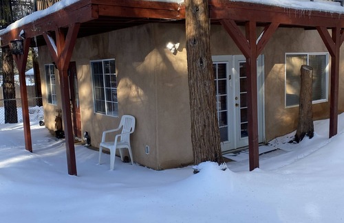 Sugarloaf Cabin | Cheerful 4-bedrooms casita-cabin pet friendly, close to ski retreat and tubing .