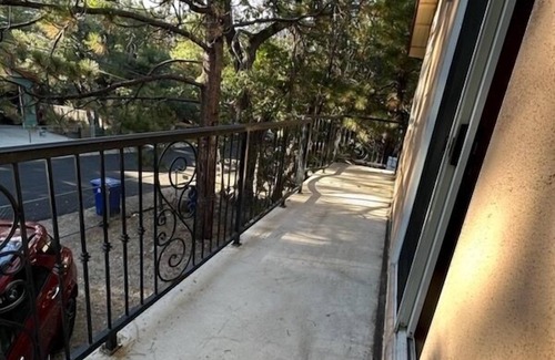 Sugarloaf Cabin | Cheerful 4-bedrooms casita-cabin pet friendly, close to ski retreat and tubing .