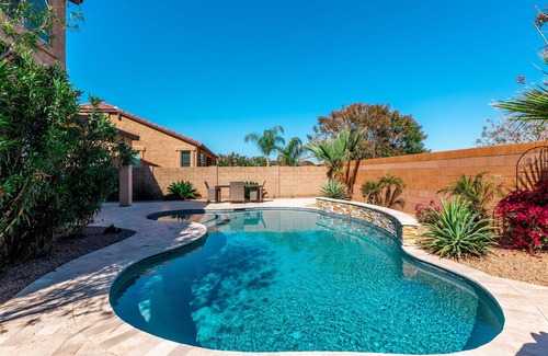 Queen Creek House | Cheerful 5 bedroom Queen Creek home with pool