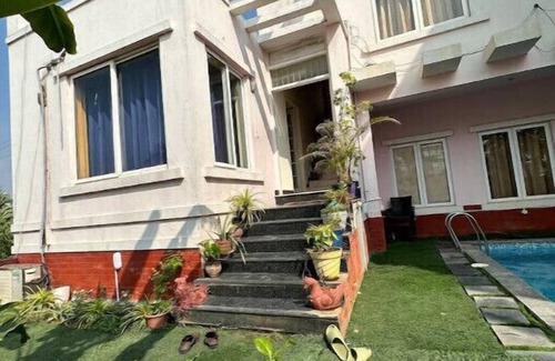 Chennai Villa | Cheerful 5 bedroom villa with pool & beach accessn