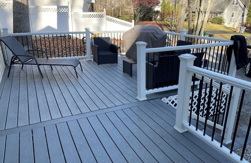 Niantic House | Cheerful Beachouse for your relaxing npleasure.