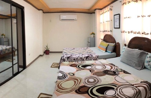Lucap Bed & Breakfast | Cheerful/Comfortable 2 Bedroom Vacation Home near Hundred Islands 3 mins away!