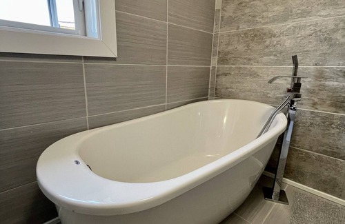 Keswick House | Cheerful cottage-10 minute to the lake.