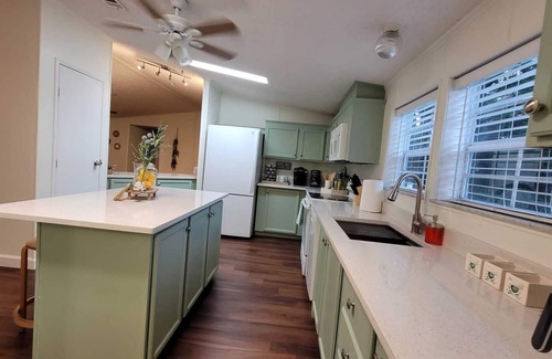 Tampa House | Cheerful Country Home. 5 minutes from Hard Rock Casino/Amphitheatre/Fairgrounds