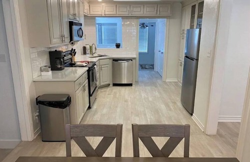 Wichita Falls House | Cheerful Country Club Cottage Near MSU