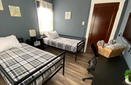 Wilkes-Barre House | Cheerful Family Friendly Home with Media Room