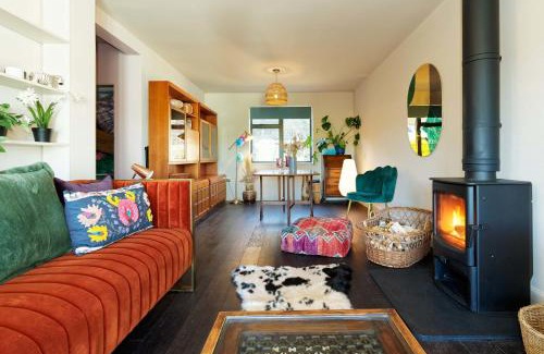 Petham House | Cheerful Family Friendly Cottage Patio with BBQ