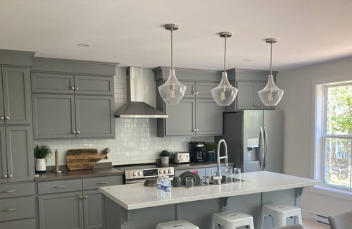 Aldersville Cottage | Cheerful/fun family friendly cottage