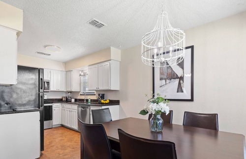Watauga House | Cheerful Home - Great location!