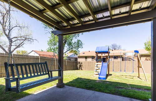 Watauga House | Cheerful Home - Great location!