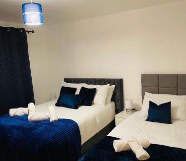 Doncaster House | Cheerful home near City Centre,Station& RaceCourse