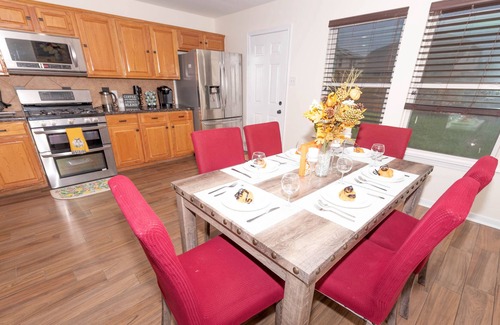 Houston House | ❤️ Cheerful House 4Bedroom❤️ Willowbrook Mall