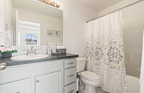 Southwest Ada County Alliance House | Cheerful New Build and Furnished Townhouse