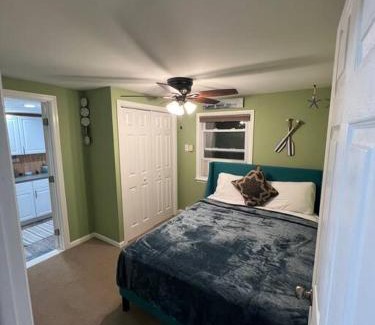 Downe House | Cheerful & Relaxing Beach House