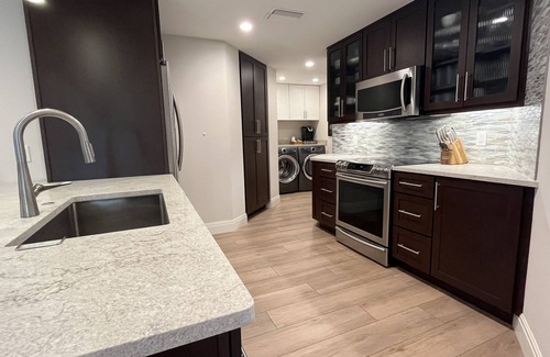 Ballast Point House | Cheerful South Tampa 4-bedroom home with free parking on premises