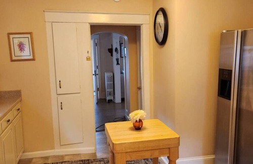 Rossville House | Cheerful stylish home on the Susquehanna River