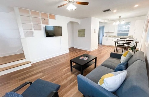 SoHo House | Cheerful Townhome Soho Palma Ceia
