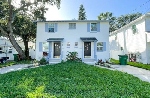 SoHo House | Cheerful Townhome Soho Palma Ceia