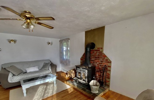 Mount Vision Other | Cheerful two bedroom Farmhouse