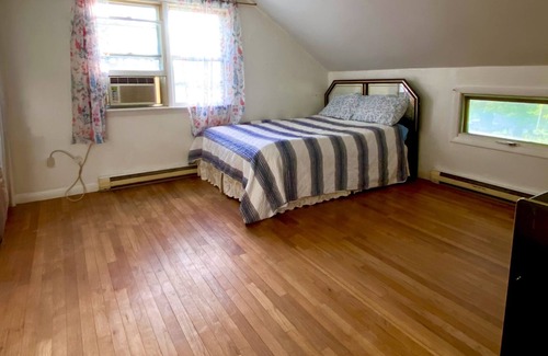 Mount Vision Other | Cheerful two bedroom Farmhouse
