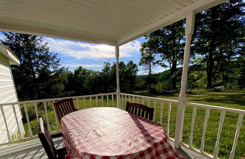 Mount Vision Other | Cheerful two bedroom Farmhouse