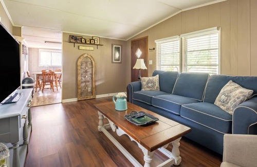 Denton House | Cheerful Wooded Retreat: 2BD/1BA | Denton