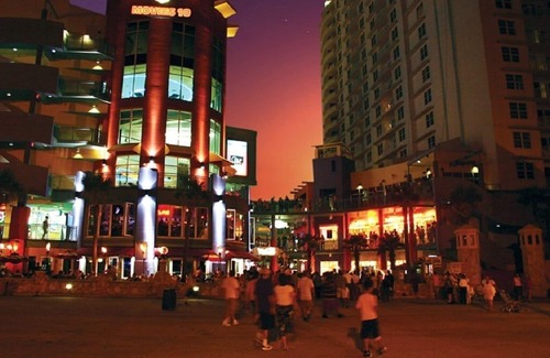 Daytona Beach Condo | Cheerleader Special - 2 BR Lockoff Ocean Front - Club Wyndham Ocean Walk #1