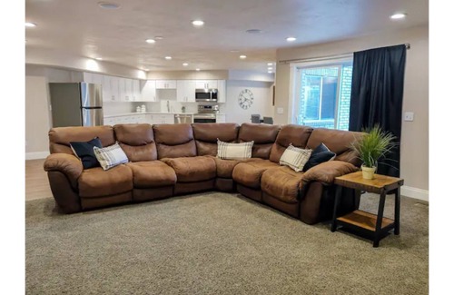 Highland House | Cheery and Bright four Bedroom Walkout Basement