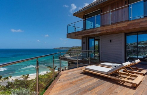 Anse des Cayes Villa | Chef included by Fantasia Villas: Villa Firefly