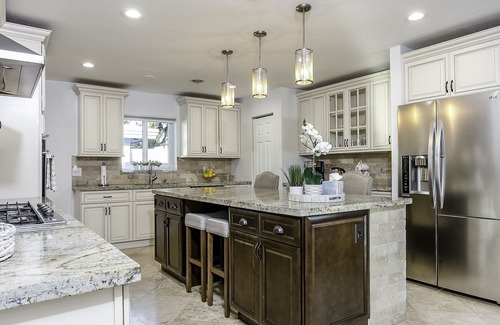 Garden Isles House | Chef's Kitchen Villa in Pompano Beach. Heated Pool and 3D tour available