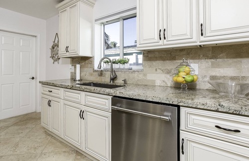 Garden Isles House | Chef's Kitchen Villa in Pompano Beach. Heated Pool and 3D tour available