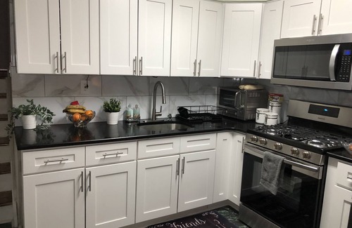 Canarsie House | Chekells Cozy 2 Bedroom ground fl