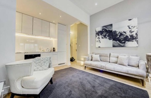 Earl's Court Apartment | Chelsea - 2bed Apartment - Sleeps 4 - Pet Friendly