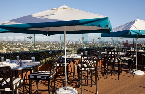 Norma Triangle House | Chelsea Suite at The London West Hollywood with Rooftop Pool Near Rodeo Drive