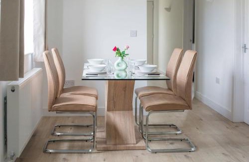 Ampney Crucis House | Cheltenham Cottage