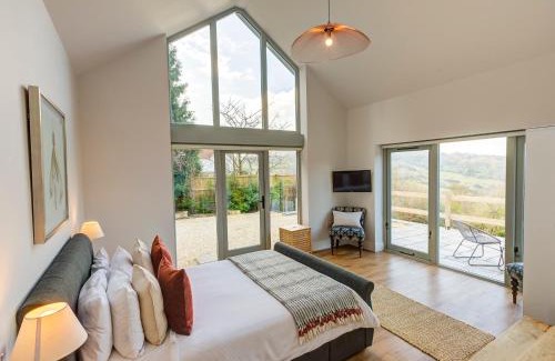 Leckhampton House | Cheltenham View Lodge