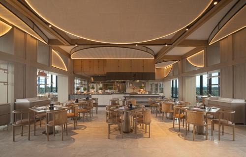Jianyang Hotel | Chengdu Expo Waterfall Hotel - MGallery Collection