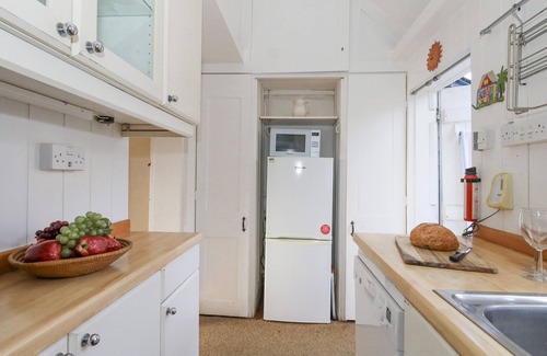 Osmington Mills Cottage | CHENIES, pet friendly, character holiday cottage in Preston