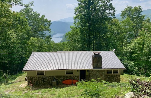 Robbinsville Cottage | Cheoah lake cottage
