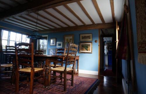Horseheath Bed & Breakfast | Chequer Cottage