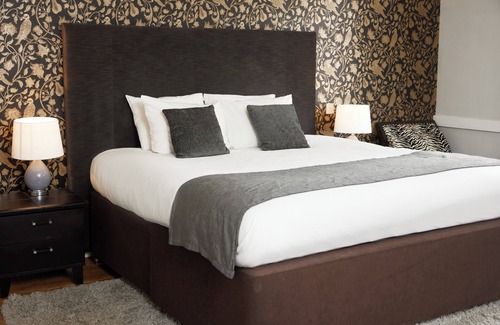 Maresfield Hotel | Chequers Inn by Greene King Inns
